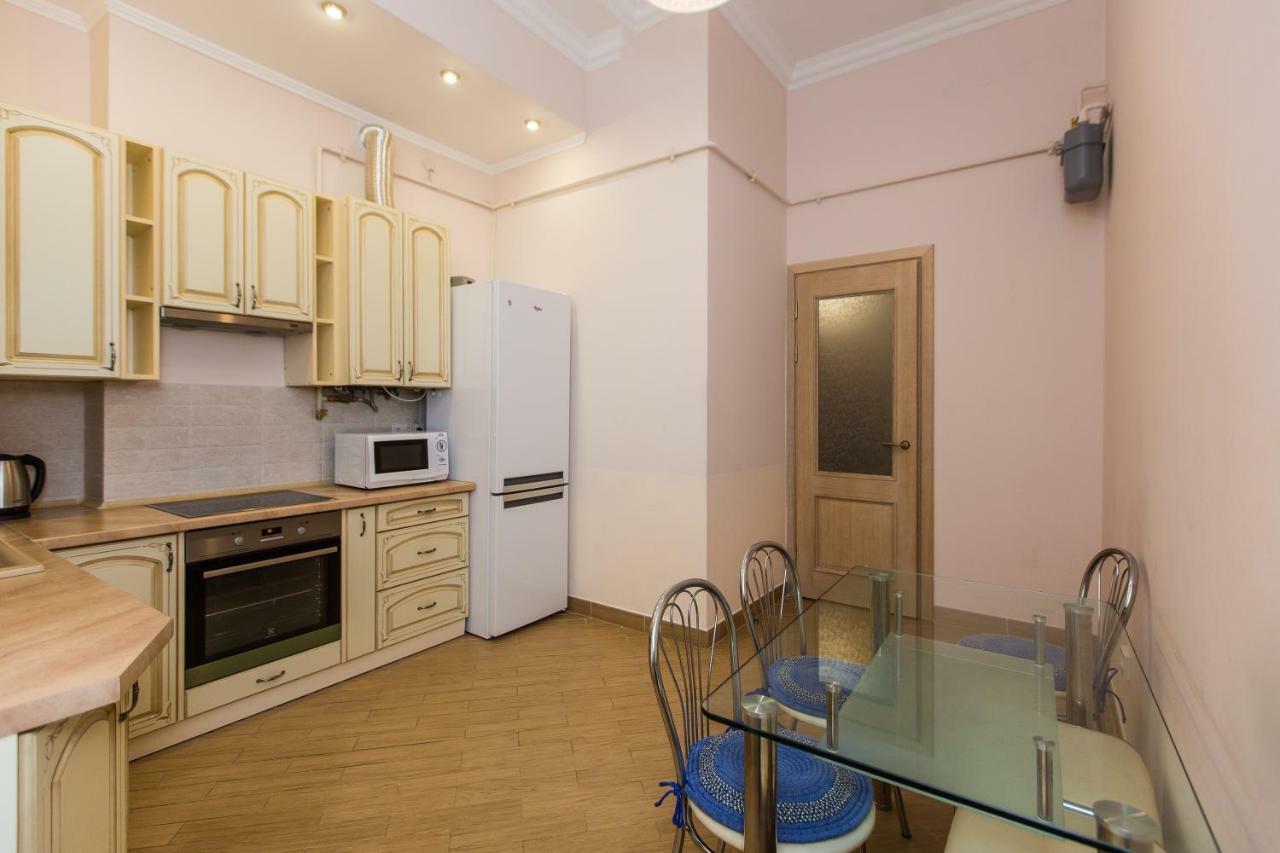 3 Rooms Apartments In The City Centr Lviv Eksteriør billede